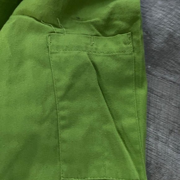 CHEF UNIFORMS GREEN Shirt Size SMALL/MEDIUM Long Sleeve Employee Button Up Work - Picture 8 of 9